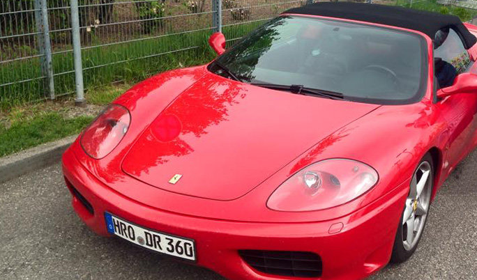 Ferrari selber fahren in Magdeburg